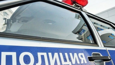 В Меленках госавтоинспекторы оперативно задержали местного жителя, подозреваемого в угоне автомобиля своего знакомого